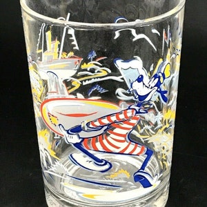 McDonalds Collector Series - Goofy Glass  25th Celebration