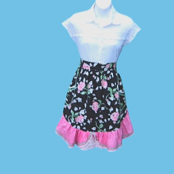 Black/Pink Rose Print Flouncy Cotton Apron; Ric-Rac Pockets; Square Dance/Cottage Chic/Folk Dance Over-Skirt