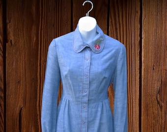 Light Blue Denim Tie-Back Shirtdress by Young Edwardian; '70s Vintage Rose-Appliqued Round Collar, Longsleeve XS-Small Work/Errand Dress