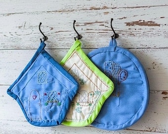 Presina ricamata a mano; scegli tra blu o verde; stile Cottagecore Kitchen