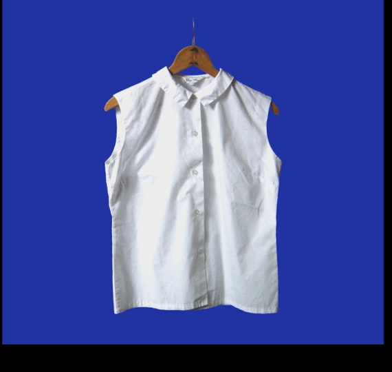 Midcentury Style White Sleeveless Cotton Button-U… - image 1