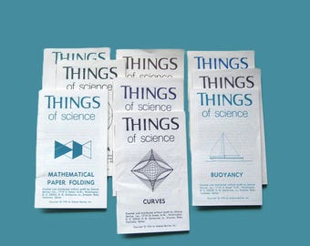 Doos met 9 vintage mini-boekjes "Things of Science".