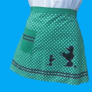 Poodle Graphic Apron; Green & White Dot Half Cotton Apron with Ric Rac/ Pocket; Small