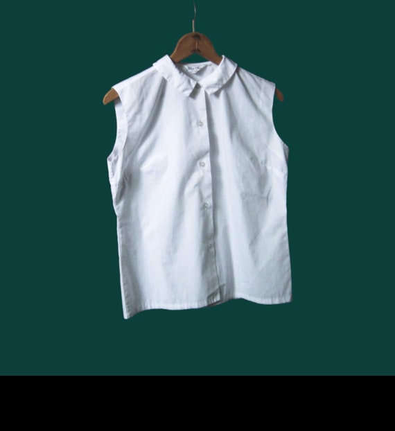 Midcentury Style White Sleeveless Cotton Button-U… - image 6