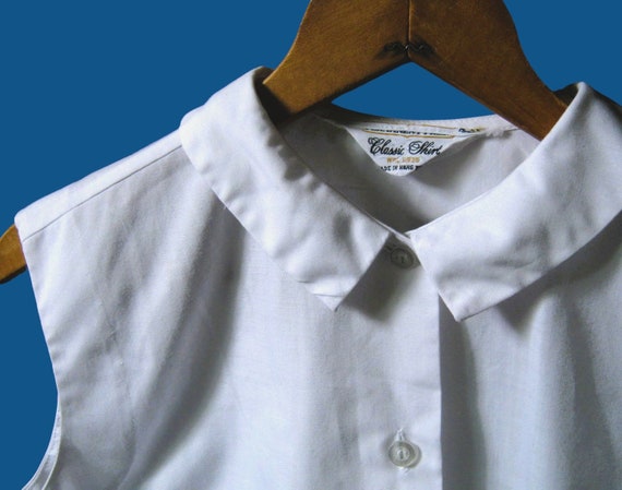 Midcentury Style White Sleeveless Cotton Button-U… - image 5