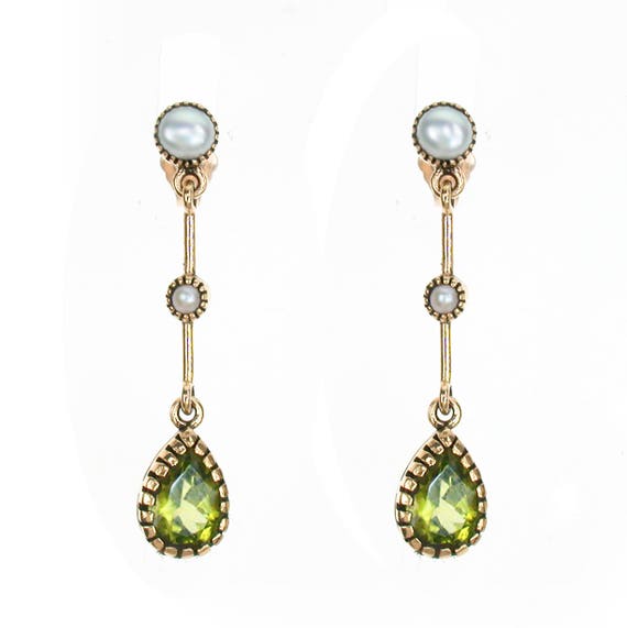 Victorian Heart Peridot Earrings : Museum of Jewelry