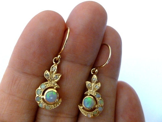 9ct gold store opal earrings
