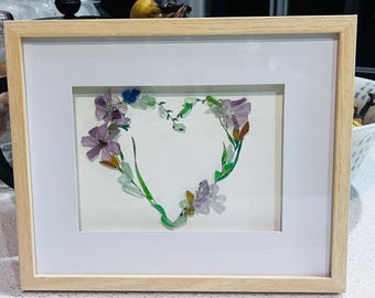 Heart designs in box frame / vintage 1940’s river glass