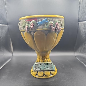 Monty Python's Holy Grail Ceramic Movie Promo Yellow Cup Goblet Mug 6" Vintage