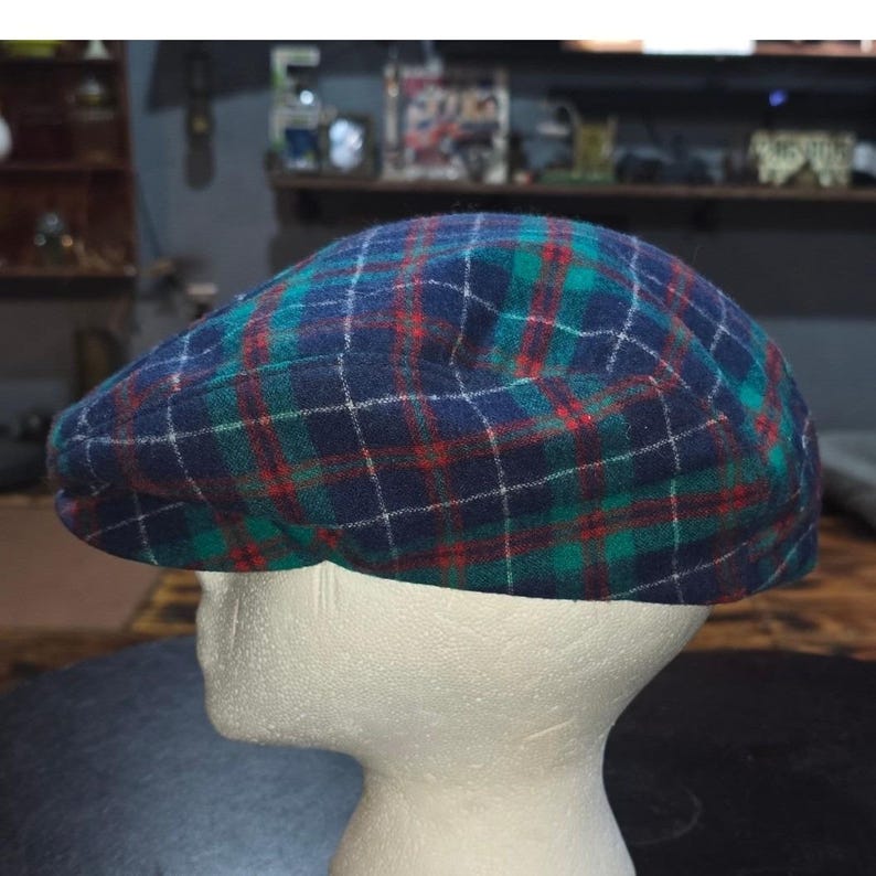 Gorra plana de lana Pendleton a cuadros, estilo Newsboy Ivy, azul, verde y rojo, talla mediana, fabricada en EE. UU. imagen 3