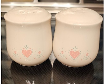 Vintage Heart Salt and Pepper Shakers Pink Floral Country Cottage Made in Japan