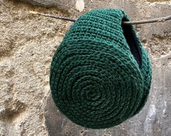 Paraorecchie in merino verde. Regali di Natale fatti a mano. Paraorecchie pieghevoli in lana dietro la testa