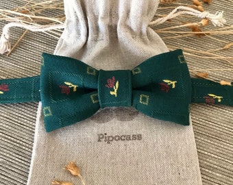 Forest green bow tie, Christmas gift for stylish men, a perfect gift for him ready to ship