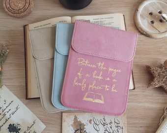 Kindle Paperwhite Case With Book Pages Quote