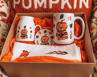 Cosy Reading Pumpkin Gift Set, 15oz mug, coaster, milk jug, tea towel, Cosy Reading Pumpkin with Books, Cosy Gift, Halloween Gift, 15oz