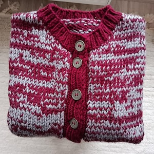 Handgemaakt bordeauxgrijs gestreept gebreid vest, gezellige trui van acrylmix