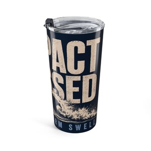 Vaso compacto de 20 oz con diseño de tormenta de Jersey y oleaje, ideal como regalo para surfistas de la costa este. imagen 8