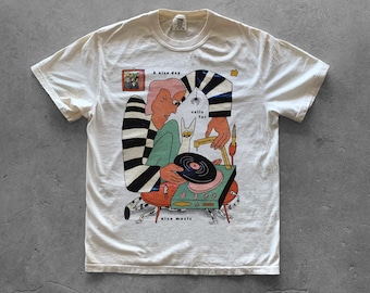 Retro Vinyl Music Shirt | Abstract Art Graphic Tee | Vintage Record Player T-Shirt