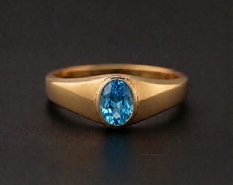 Minimalist Blue Topaz Ring in 925 Sterling Silver Gold Vermeil - Oval Blue Gemstone Ring - December Birthstone Jewelry Gift Idea