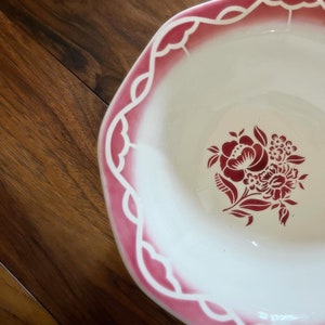 Vintage Light pink / red Floral bowl. France. Digoin. 1930s.