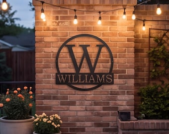 Gepersonaliseerd metalen monogram naambord, gepersonaliseerde wanddecoratie met familienaam, bord voor de voordeur of veranda, huwelijks- of housewarmingcadeau