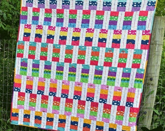 Woven Quilt Pattern, Beginner Friendly PDF Jelly Roll Quilt Pattern, Throw Size