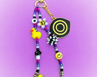 Colgante para bolso hecho a mano con cuentas / Flor sonriente / festival / llaveros / Accesorios para bolsos / EDC / Joyería / Regalos / rave / Insomniac