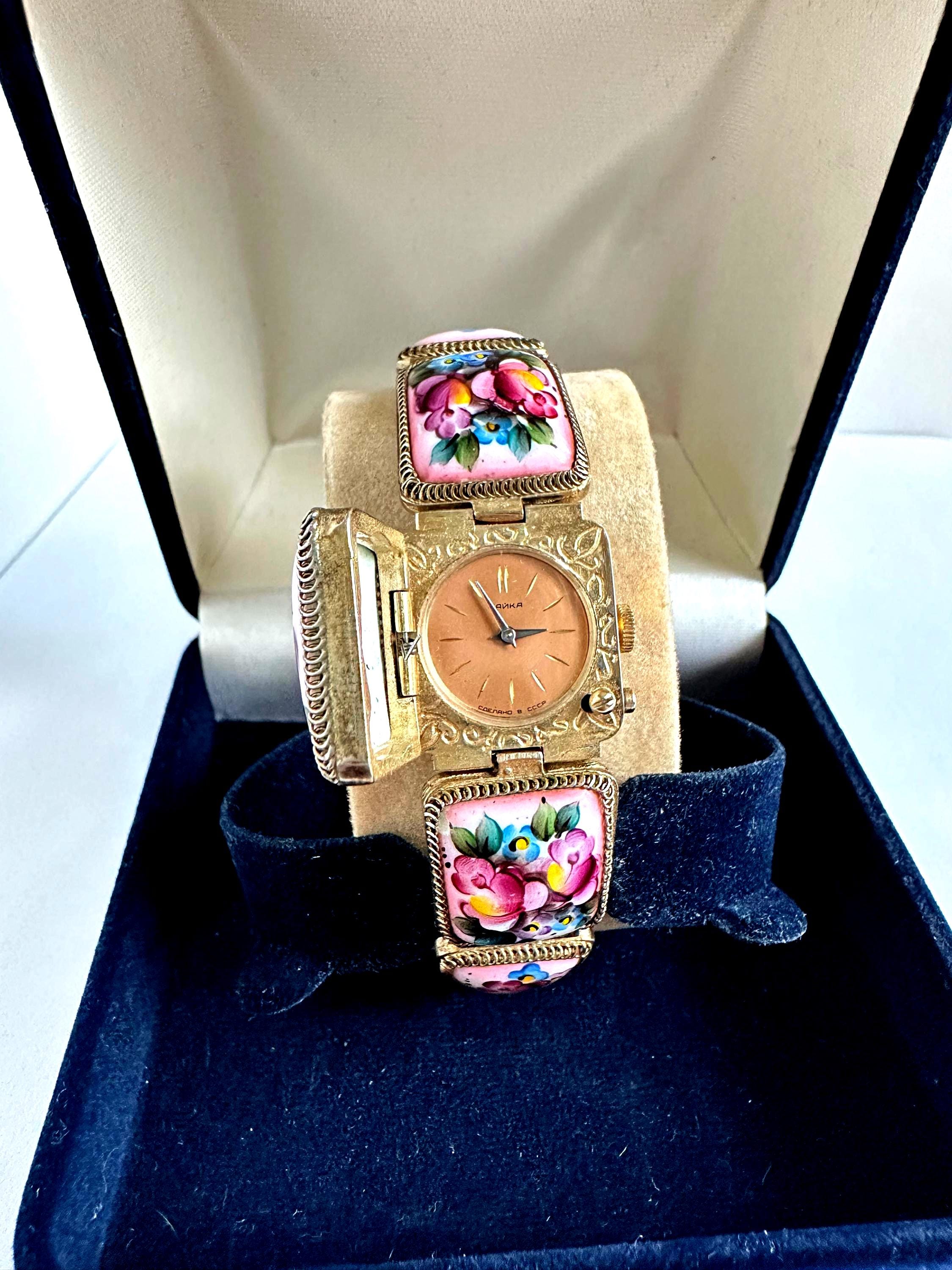 Chaika gold watch - Etsy 日本