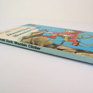 Donald Duck Mountain Climber, Random House Book Club Edition, Copyright 1978 by Walt Disney Productions, Wonderful World of Reading image 2