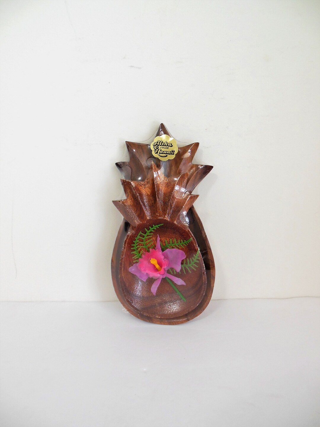 Wood Pineapple Shaped Dishes With Orchid, Hawaiian Souvenir, Set of 2