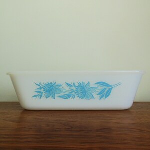 Glasbake Aqua Blue Thistle Loaf Pan, White Glass Casserole Dish with Blue Flowers, Vintage Retro Bread Baking Pan