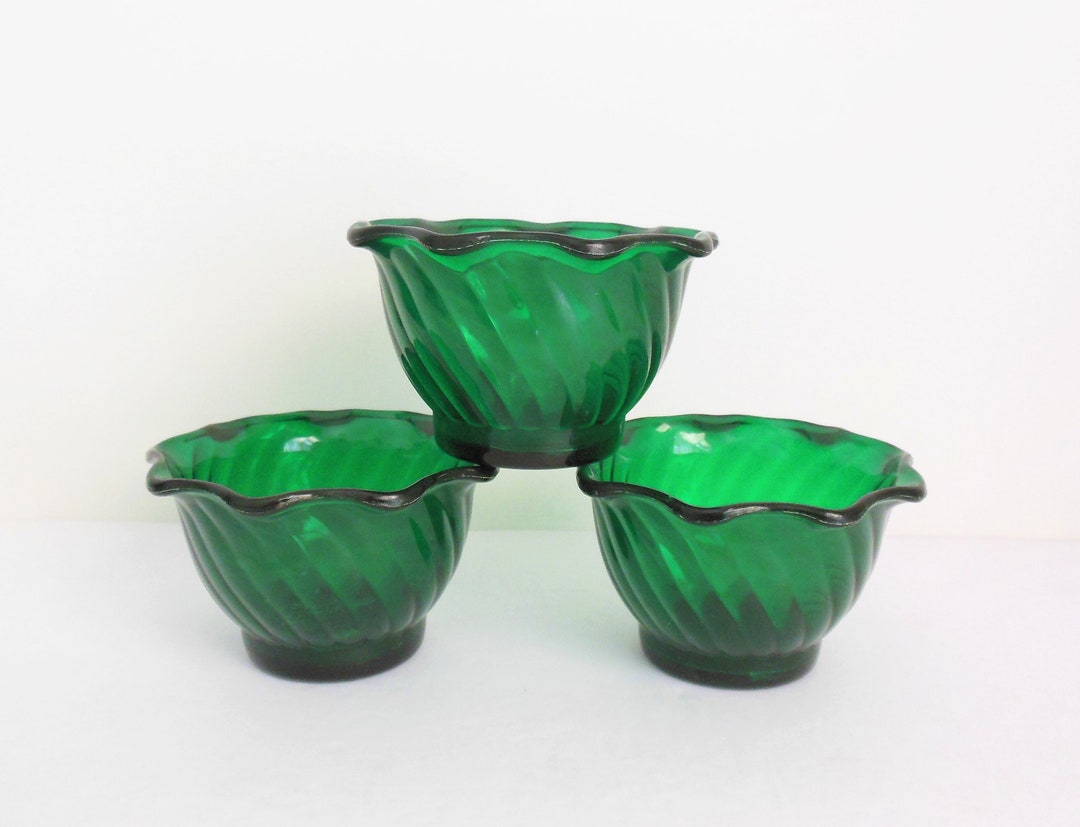 Green Plastic Snack Cups 3 Christmas Party Dishes Swirled Etsy