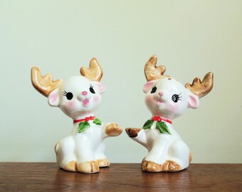 Lefton Christmas Reindeer Shakers, Two White Deer Xmas Salt and Pepper, #1669 Made in Japan, Holiday Table or Decor