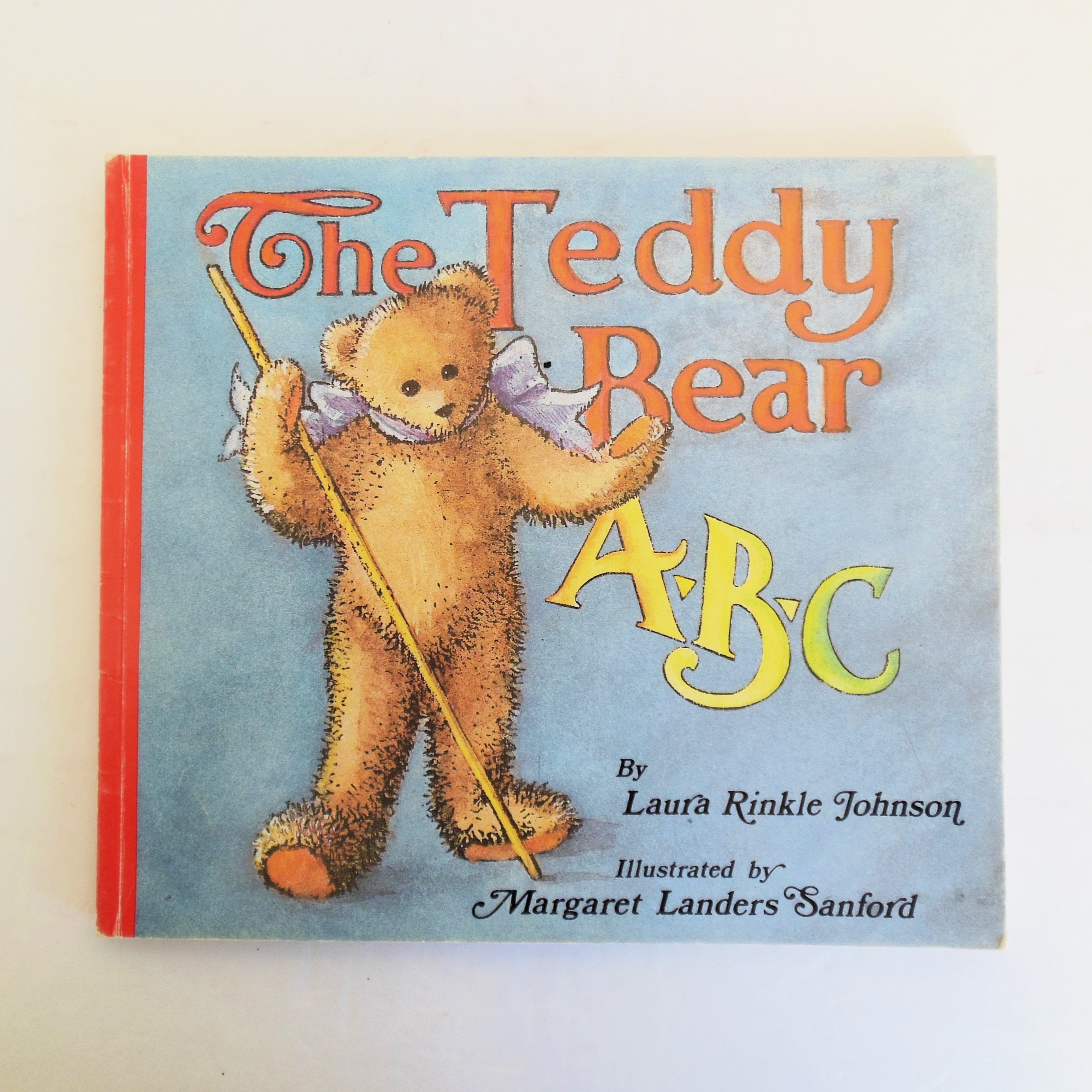 The Teddy Bear ABC by Laura Rinkle Johnson, Color Illustrated