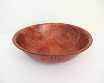 Wooden Parquet Bowl, Large Round Woven Wood Checkerboard Dish, Retro 1970s Fall Autumn Decorating, 10 Inch Diameter