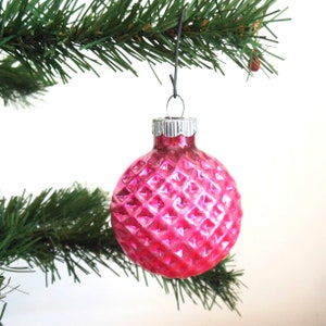 Pink Christmas Ornament Shiny Brite Honeycomb Diamond Pattern Golf Ball, Midcentury Vintage Mercury Glass Xmas Tree Decor
