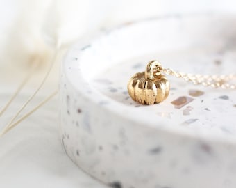 Pumpkin Necklace | fall jewelry, autumn, harvest, gourd, nature jewelry, unique jewelry, Halloween jewelry, fall jewelry, gold pumpkin
