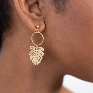 Monstera Leaf Earrings hoop earrings with charm, botanical jewelry, tropical leaf, statement earrings, aesthetic earrings image 1