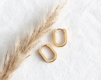 Oval Hoop Earrings | oval hoops, sleeper earrings, everyday hoop earrings, stainless steel, hypoallergenic, waterproof earrings, huggie hoop