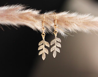 Leaf Earrings | for women, dainty earrings, bridal jewelry, gifts for her, elegant earrings, dangle earrings, nature jewelry