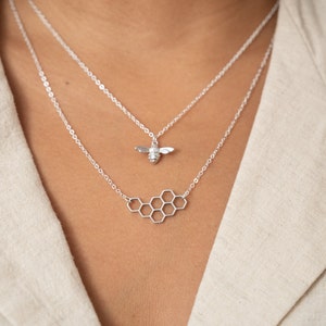 Layering Necklace 18k gold, necklace set, honeybee necklace, bee jewelry, layering set, honeycomb necklace, nature jewelry image 2