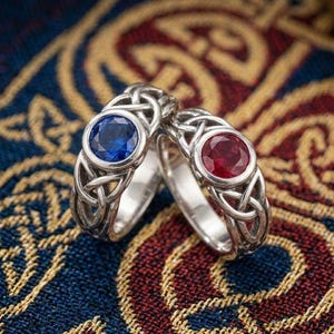 Messing ringenset Keltische knoop, blauwe saffierrobijn, gotische fantasiestijl