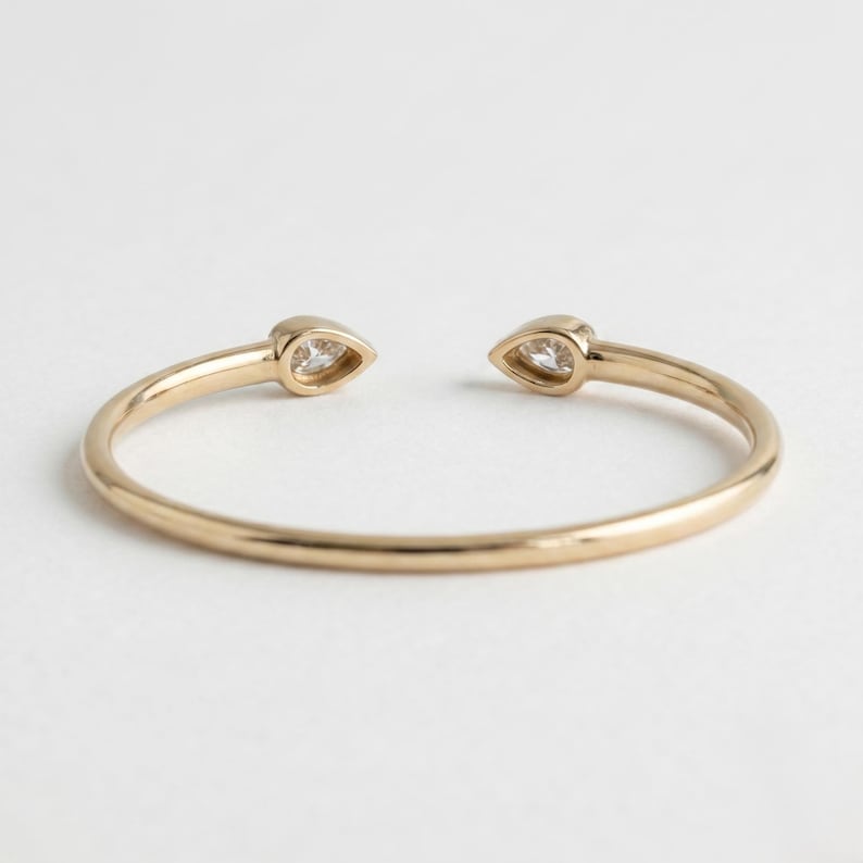 Lab-Grown Pear Diamond Open Cuff Bangle Bracelet, 14K Gold Bangle Bracelet for Women, Pear-Cut Bracelet, Lab Diamond Bracelet For Gifts