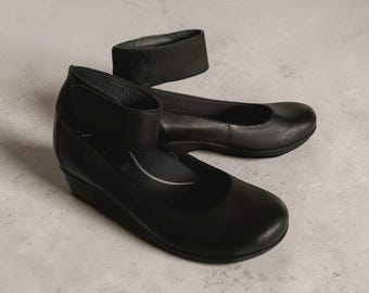 Dansko Lulu Schwarz Leder Mary Jane Keil Schuhe - Anatomische Unterstützung
