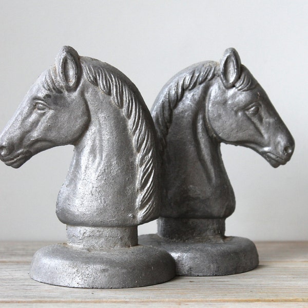 Classic vintage horse bookends / cast metal / gray horse / home office decor / English country style / cottage chic / man cave den decor