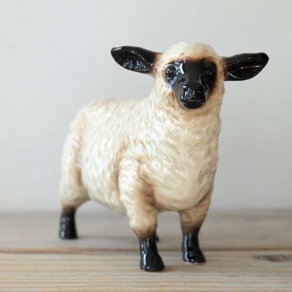 Vintage country decor sheep figurine / Lefton hand painted collectible sheep / rustic style home decor / cabin decor Suffolk sheep figurine