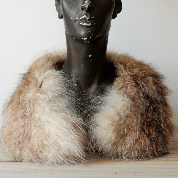 Vintage fur collar / brown / beige / white / upcycled accessories / for altered art / fur accessories / fur neck cozy / winter fur collar
