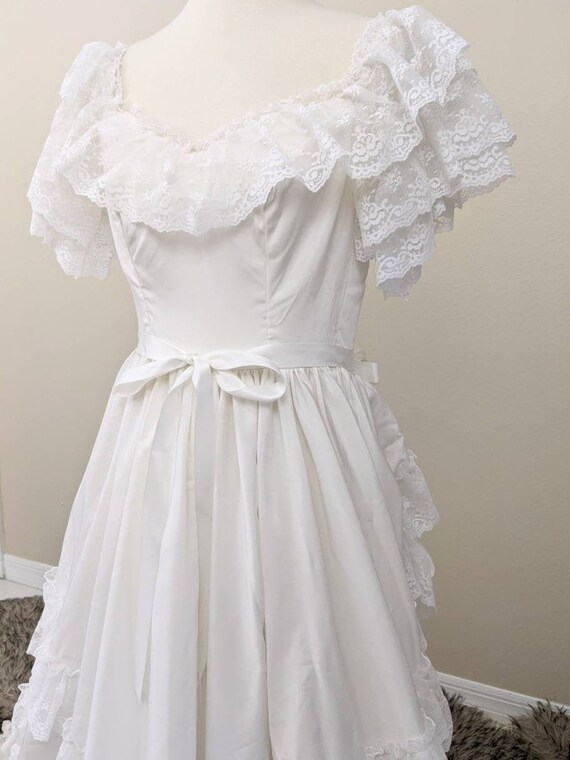 White Vintage Gown, Vintage Lace Wedding Dress, Vinta… Gem