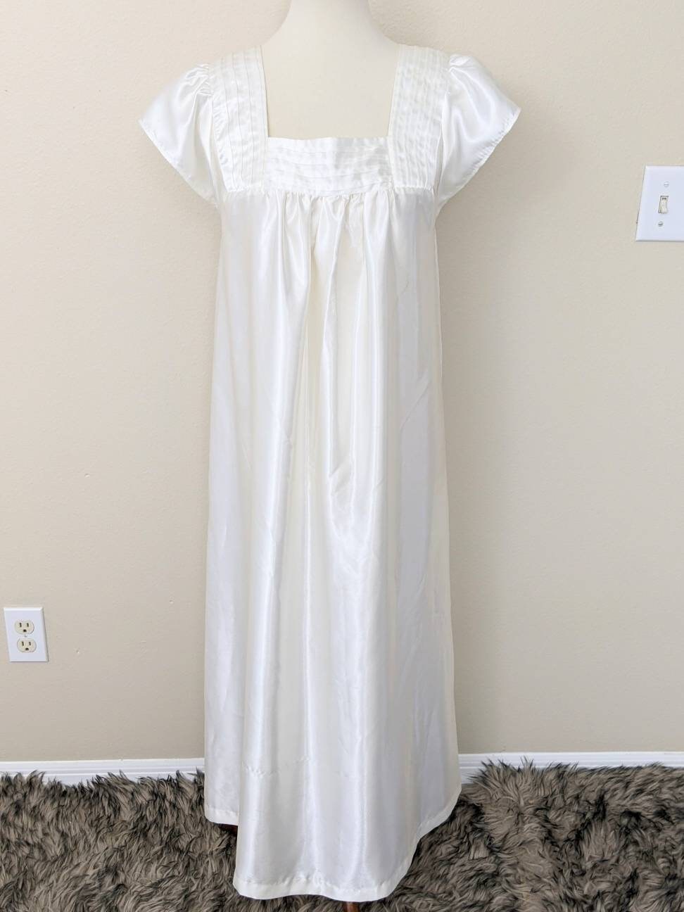 Bridal Vintage Nightgown Vintage Sleepwear Beige Nightgown | Etsy