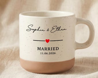 Tazza personalizzata per matrimonio, tazza da caffè personalizzata per coppia di sposi, design a cuore con data, regalo di anniversario per i novelli sposi